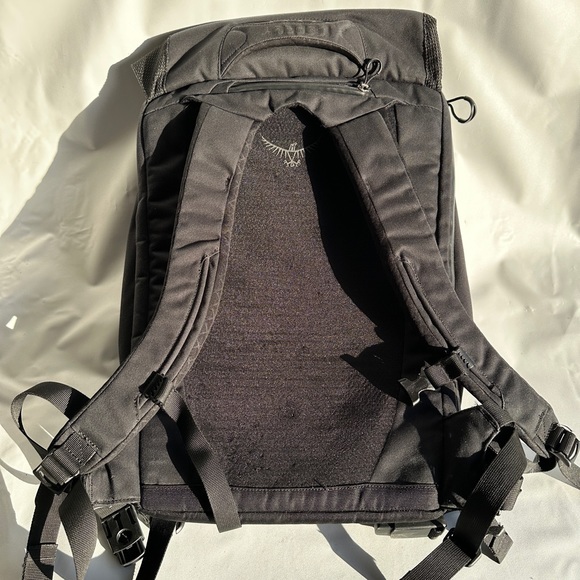 Osprey backpack - Picture 2 of 7